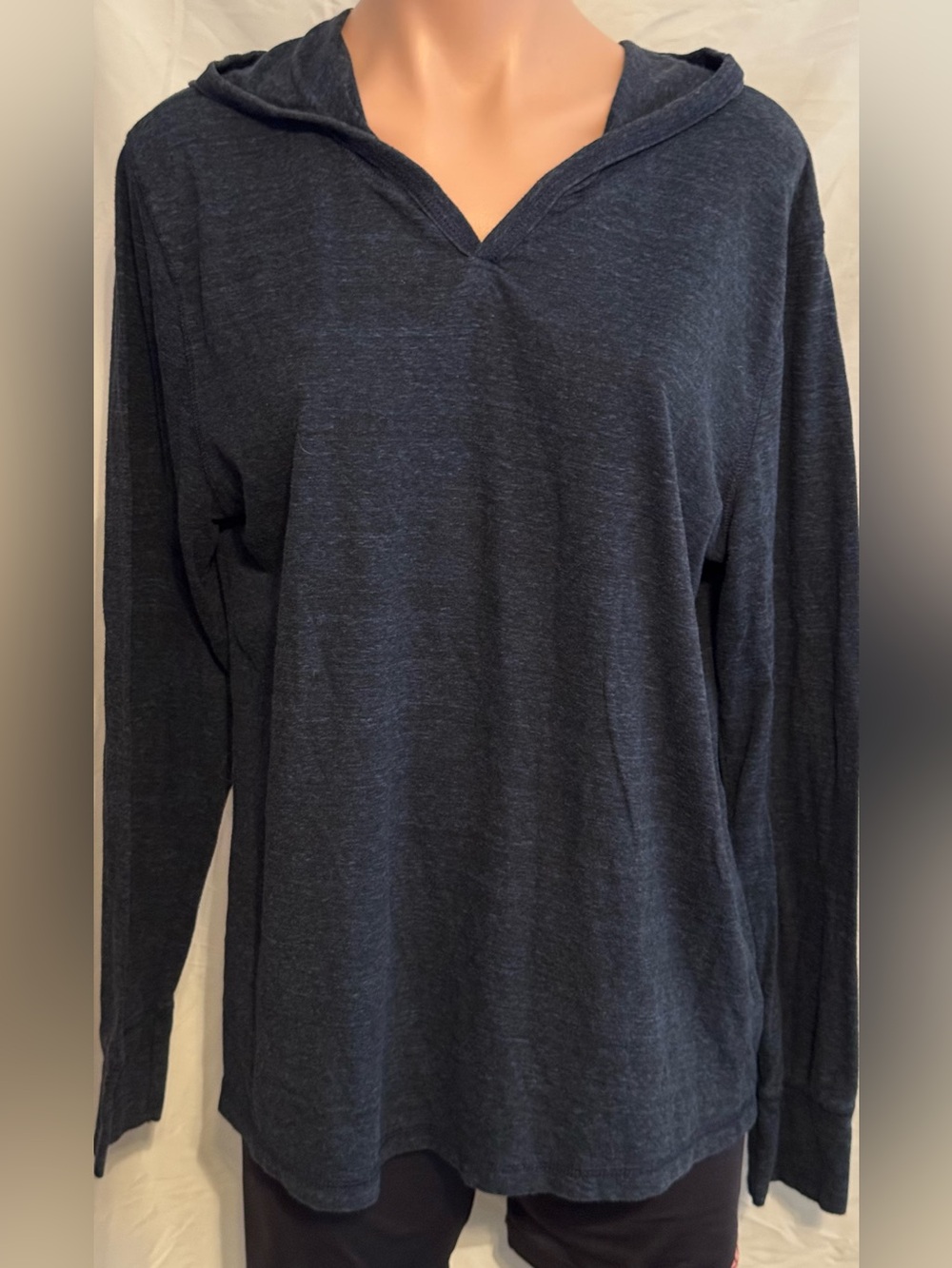 Lightweight Hooded Long Sleeve Pullover Top - Dark Heather Navy